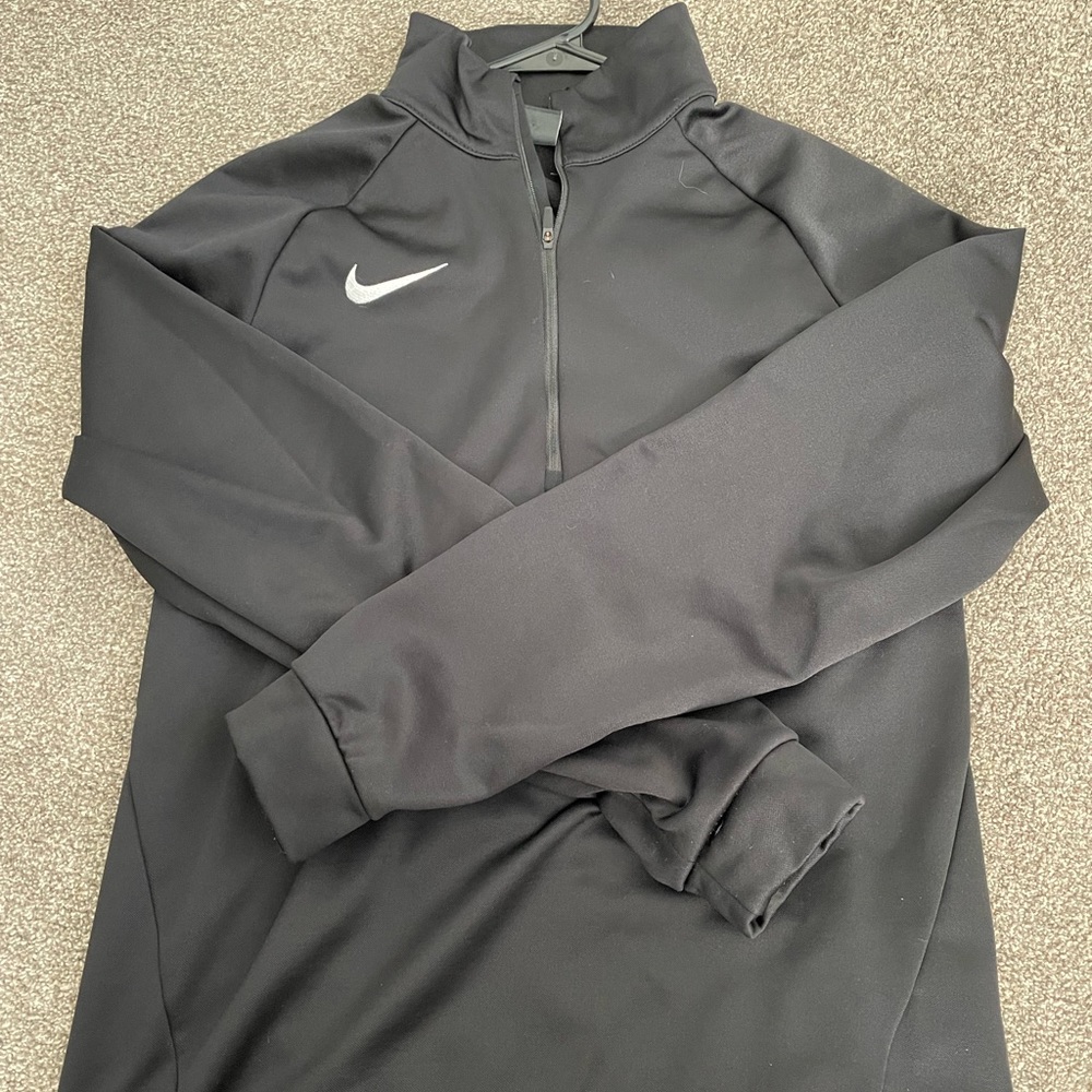 Nike sweatshirt